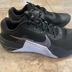 Nike met con 7